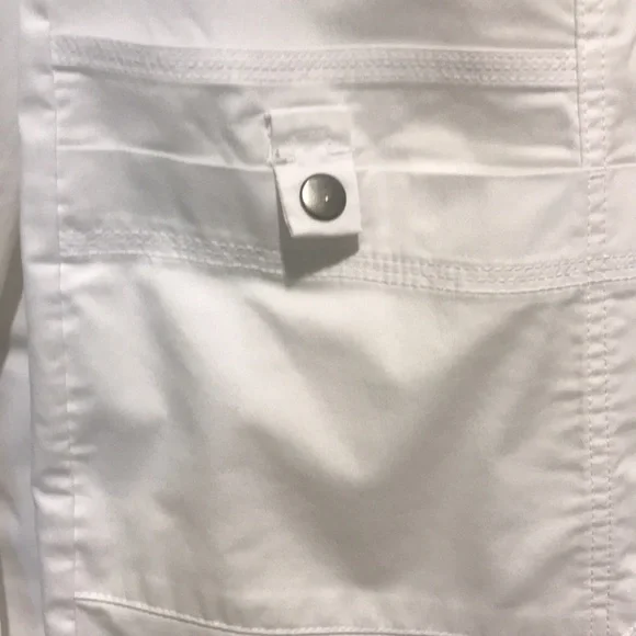 Dickies White Women's Lab Coat - Picture 7 of 8